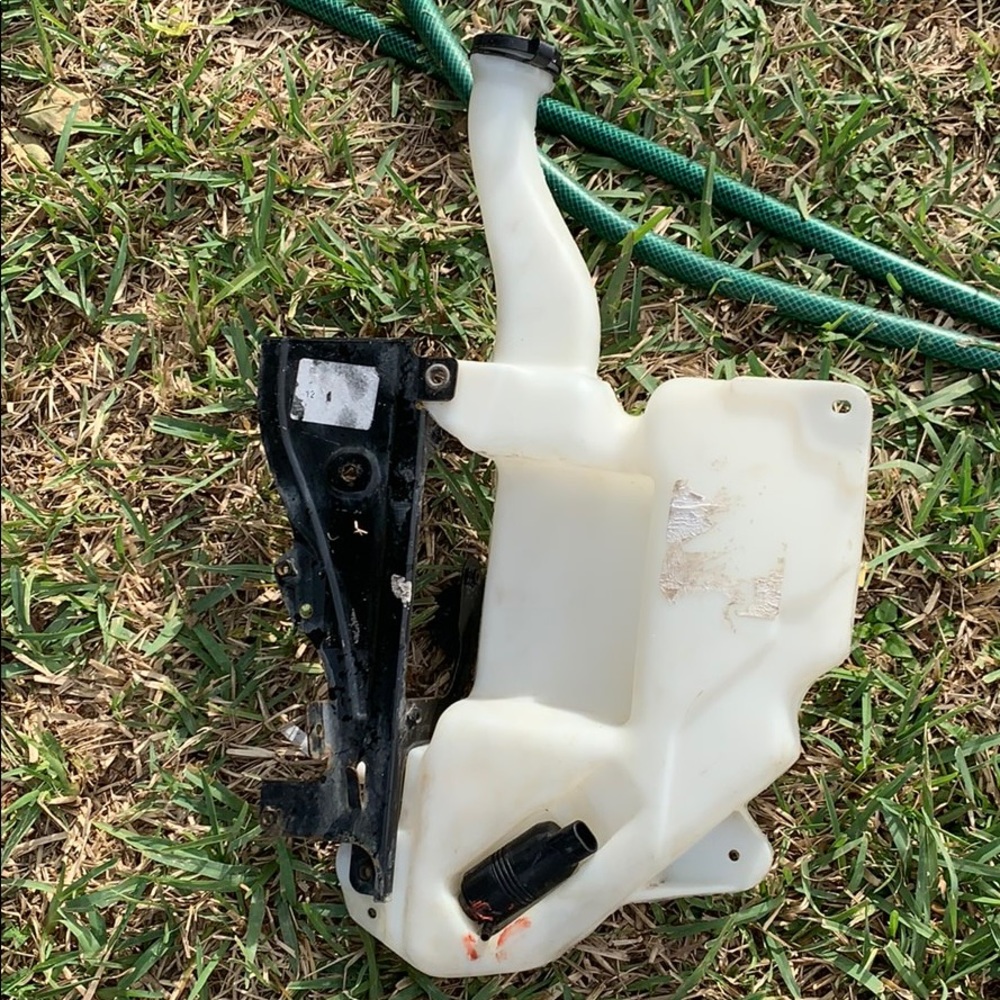 2000 Chevrolet Malibu Water Tank